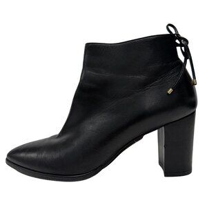 $725 Stuart Weitzman black leather boots size 10 / 40